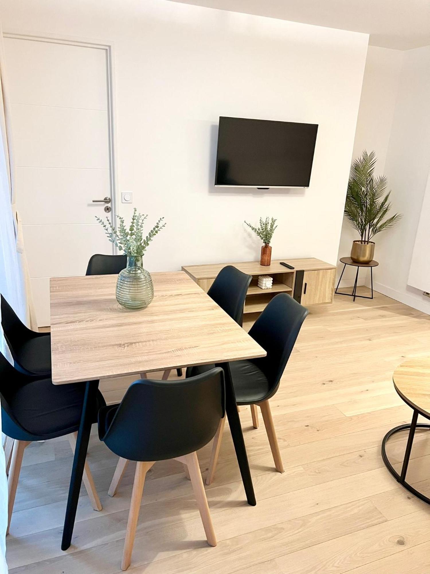 Appartement Neuf Et Spacieux Clichy Kültér fotó